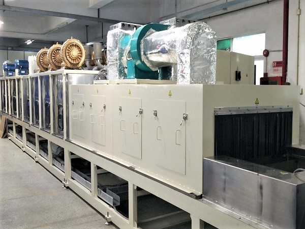 清洗設(shè)備-離子水噴淋清洗機