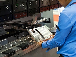 精密五金沖壓模具廠去哪里找好？-沖壓五金