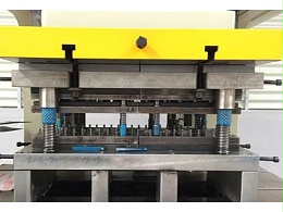 沖壓模具設(shè)計圖