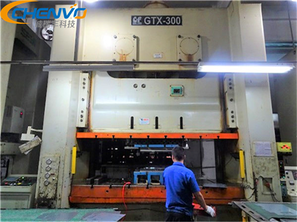 精密五金沖壓床圖片