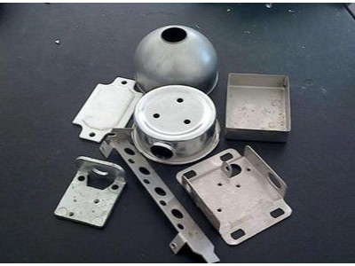 福田五金沖壓件加工廠，合金沖壓模設(shè)計注意事項